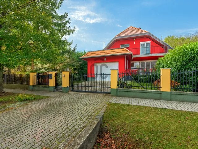 Eladó ház Budajenő, Pátyi utca 200 nm