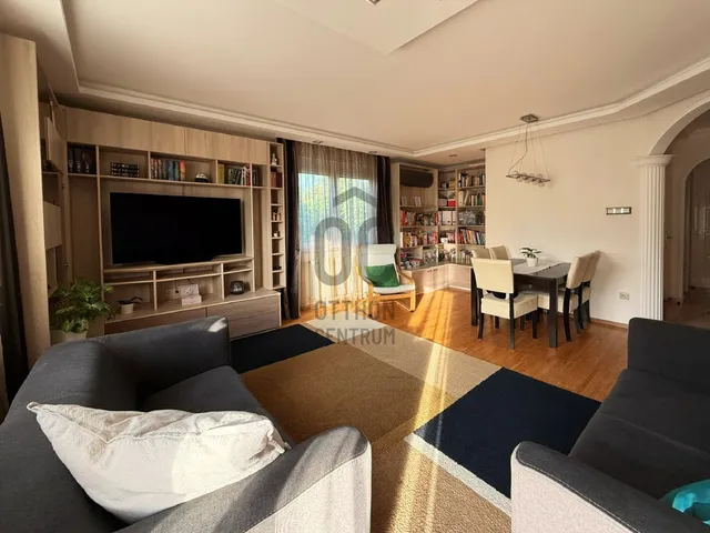 Eladó lakás Százhalombatta, Déli lakótelep, Bláthy Ottó utca 127 nm