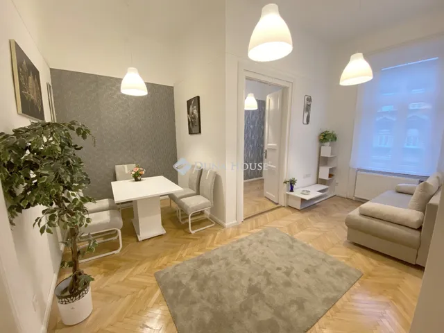 Eladó lakás Budapest VII. kerület 70 nm