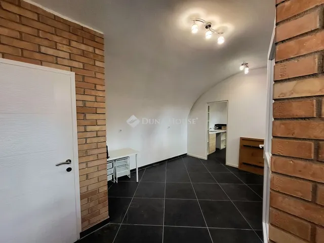 Eladó lakás Budapest VIII. kerület 39 nm