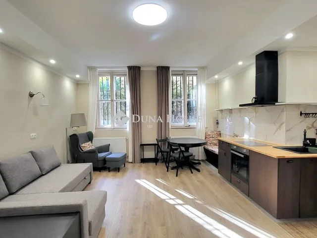 Kiadó lakás Budapest VI. kerület 35 nm