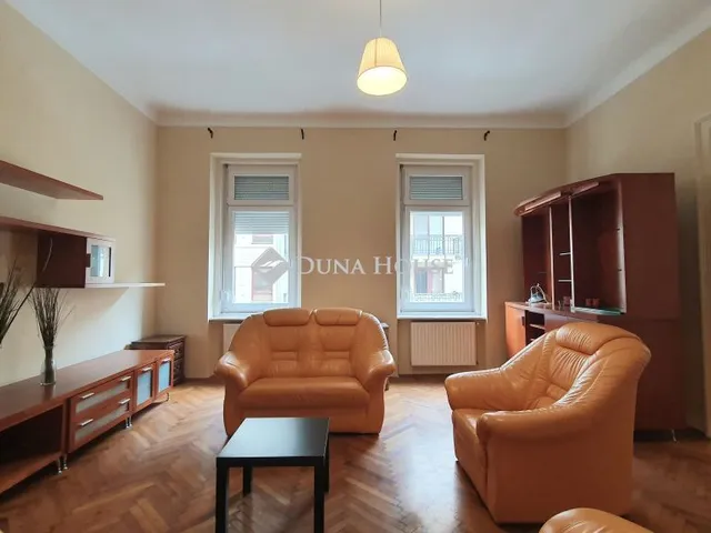 Eladó lakás Budapest VI. kerület 87 nm