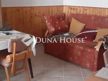 Eladó ház Bercel 82 nm