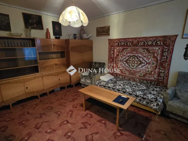 Eladó ház Vác 64 nm