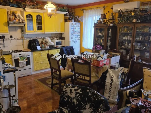 Eladó lakás Vác 62 nm