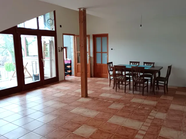 Eladó ház Gyál 280 nm