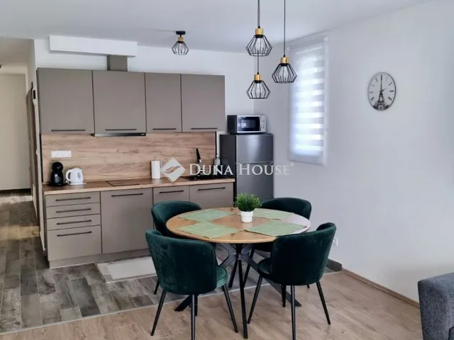 Eladó lakás Siófok 118 nm