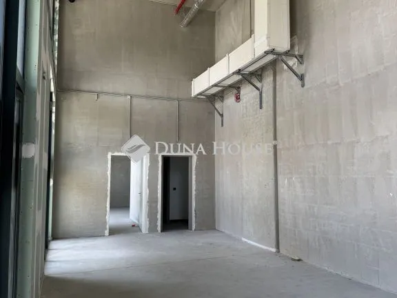 Eladó kereskedelmi és ipari ingatlan Budapest XIII. kerület 99 nm