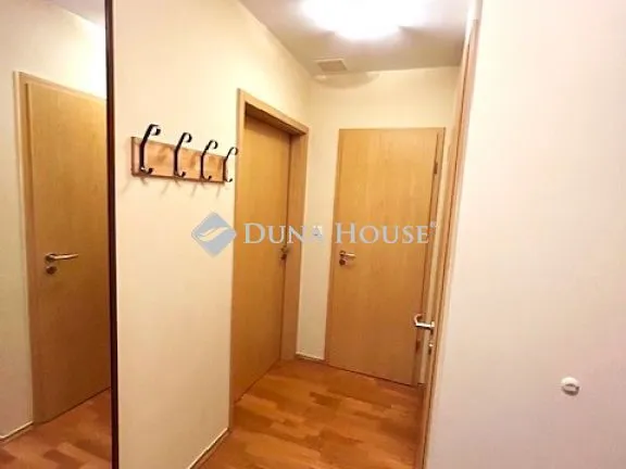 Eladó lakás Budapest VI. kerület 55 nm