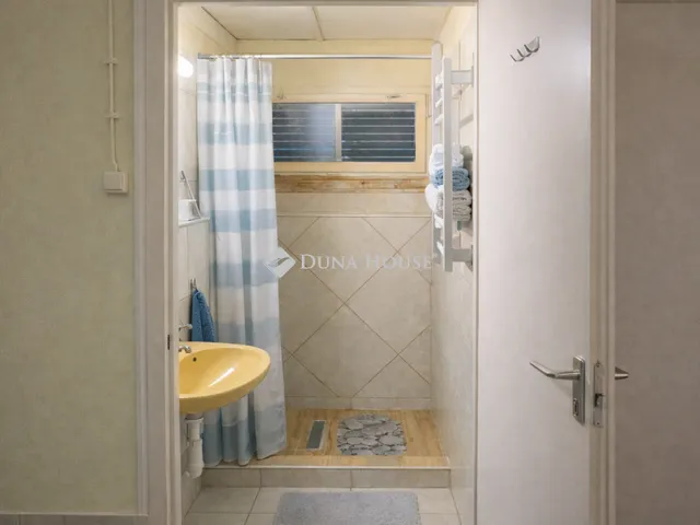 Eladó ház Szarvas 90 nm