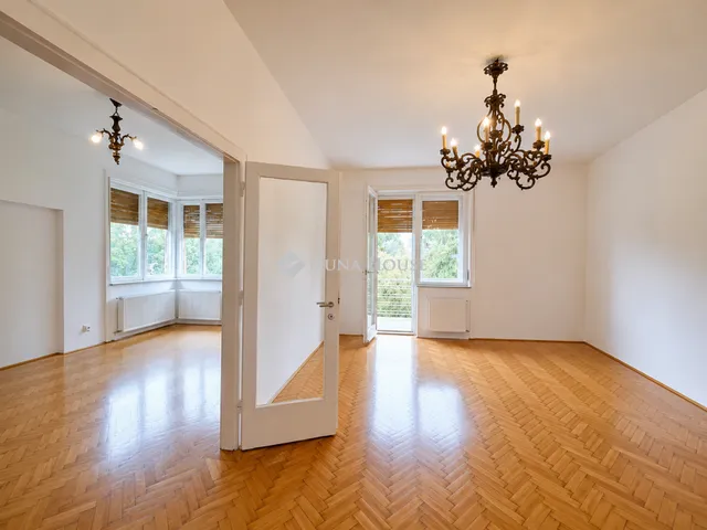 Eladó lakás Budapest II. kerület 103 nm