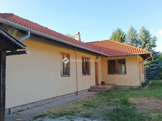Eladó ház Veresegyház 146 nm