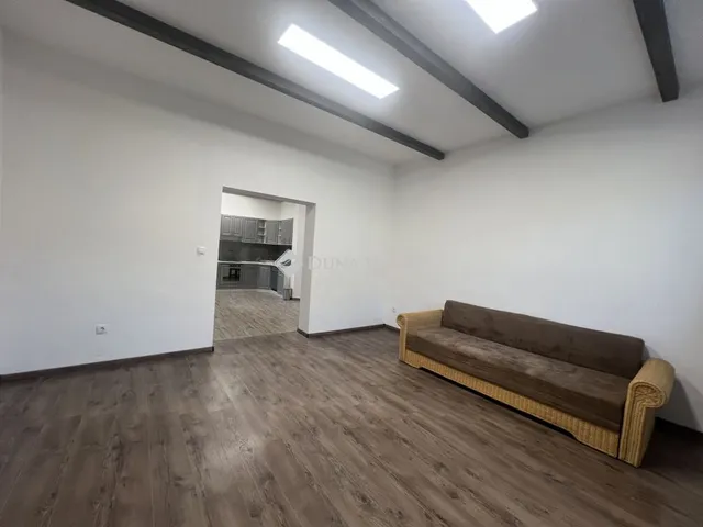Eladó ház Budapest XIX. kerület, Ady Endre út 78 nm