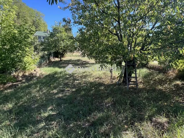 Eladó telek Mogyoród 698 nm