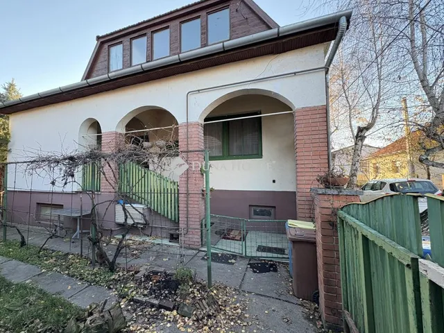 Eladó ház Hatvan, Táltos utca 150 nm