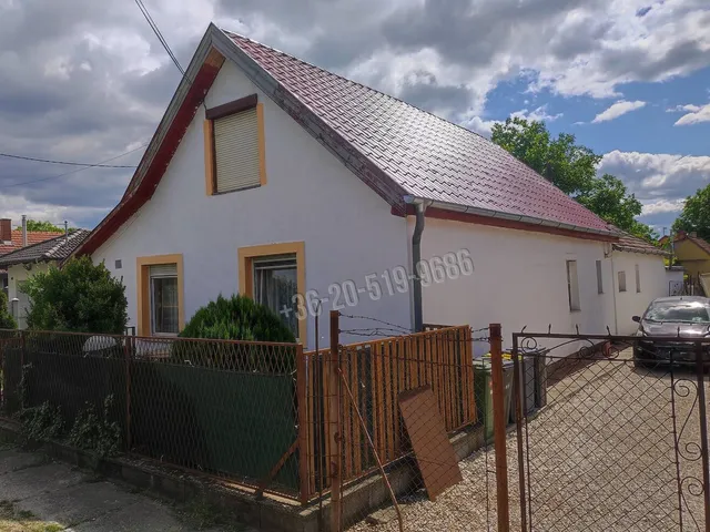 Eladó ház Érd, Sasváros 96 nm