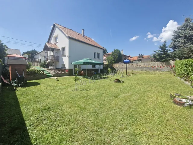 Eladó ház Érd, Vincellér 198 nm