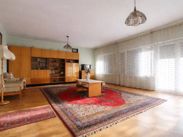 Eladó ház Seregélyes 150 nm