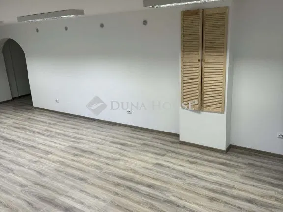 Eladó kereskedelmi és ipari ingatlan Budapest XI. kerület 40 nm