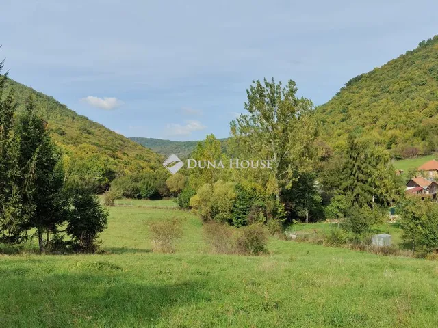 Eladó telek Szögliget 1686 nm
