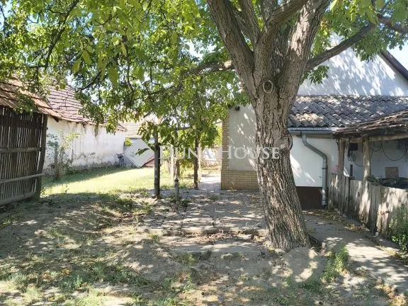 Eladó ház Dusnok 82 nm
