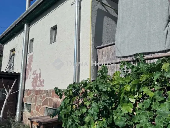 Kiadó ház Budapest XVI. kerület, Géza utca 72 nm