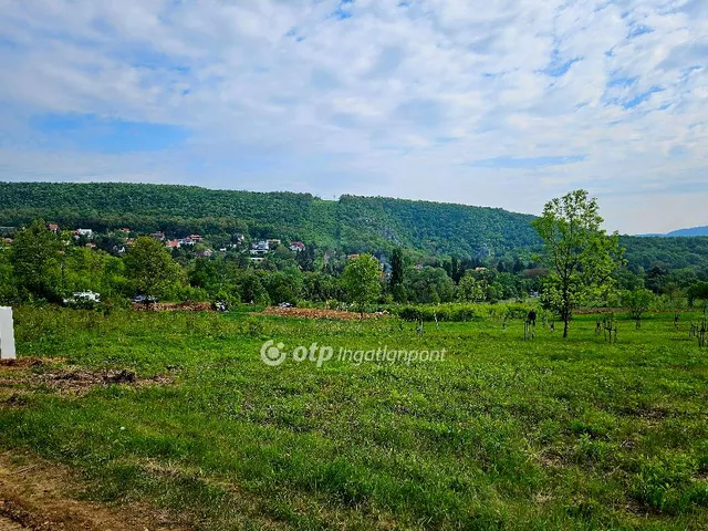 Eladó telek Nagykovácsi 1160 nm