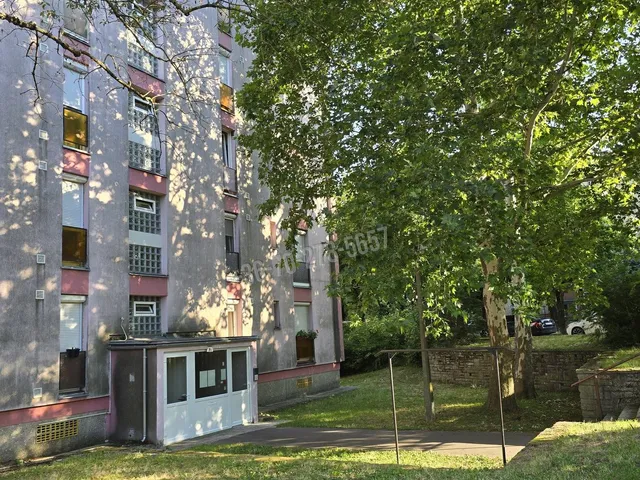 Eladó lakás Pécs, Egyetemváros, Stadion utca 54 nm
