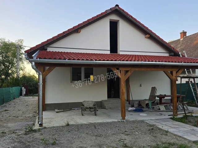 Eladó nyaraló Balatonmáriafürdő 74 nm