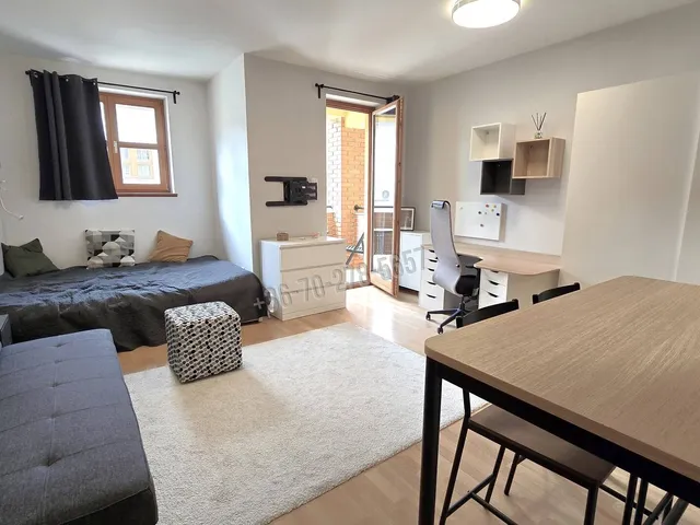 Kiadó lakás Pécs, Belváros, Jókai Mór tér 40 nm