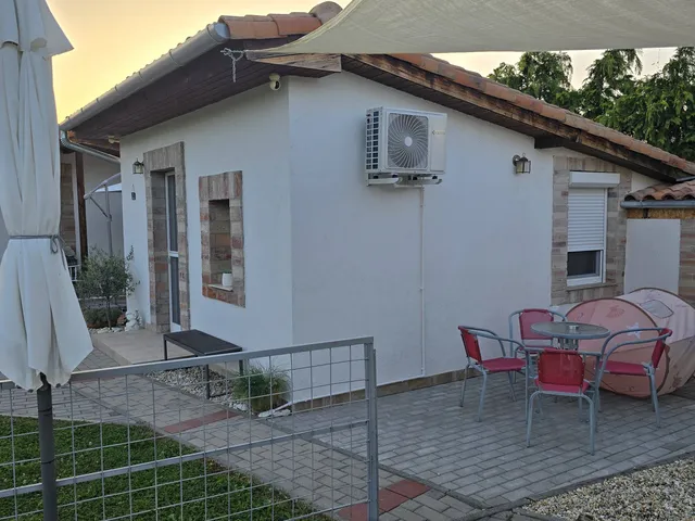 Kiadó lakás Pécs, Basamalom, Basamalom út 29 nm
