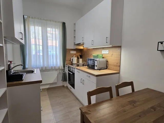 Kiadó lakás Pécs 52 nm