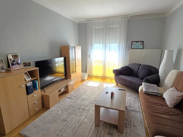 Eladó lakás Pécs, Egyetemváros 47 nm