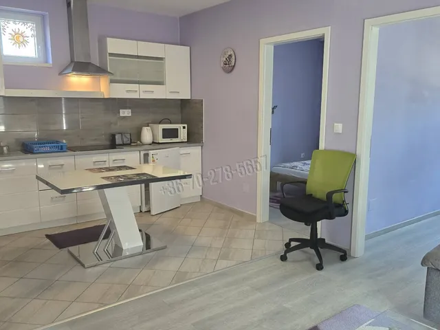 Kiadó lakás Pécs, Egyetemváros, Endresz György utca 50 nm