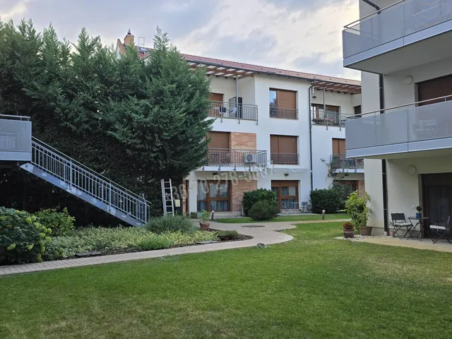 Kiadó lakás Pécs, Belváros, Munkácsy Mihály utca 32 nm