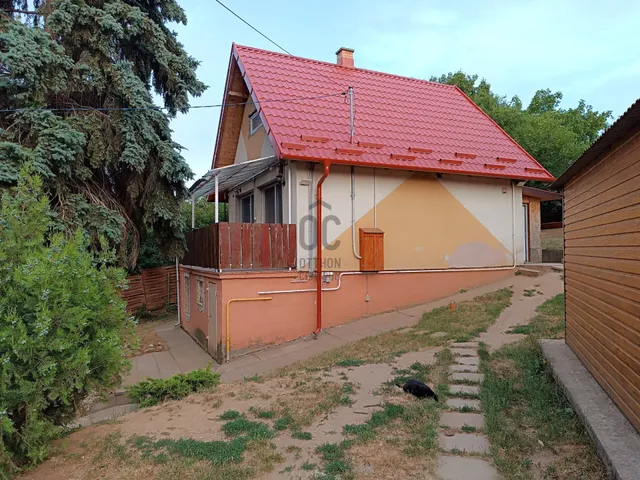 Eladó üdülő és hétvégi ház Érd, Parkváros 51 nm