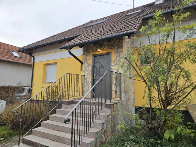 Eladó ház Halásztelek 481 nm