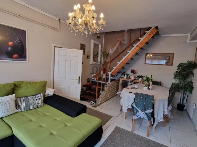 Eladó ház Budapest XX. kerület, Pacsirtatelep 170 nm