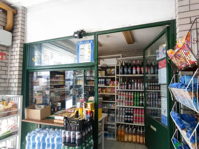 Eladó kereskedelmi és ipari ingatlan Budapest XX. kerület 12 nm