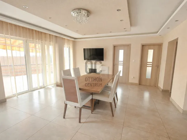 Eladó ház Érd, Fenyves-Parkváros 137 nm