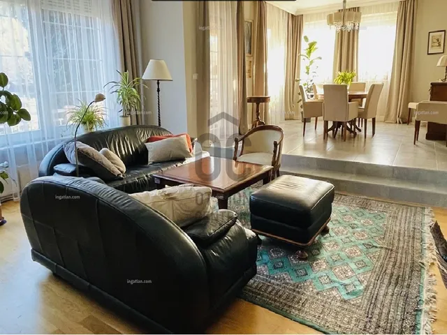 Eladó ház Budapest XIX. kerület, Kertváros 276 nm