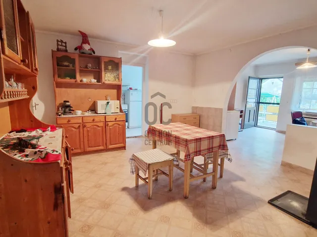 Eladó ház Sóskút 575 nm