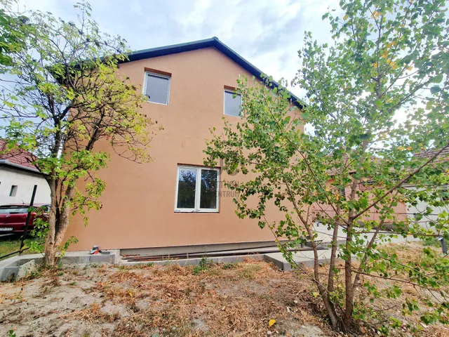 Eladó ház Halásztelek 170 nm