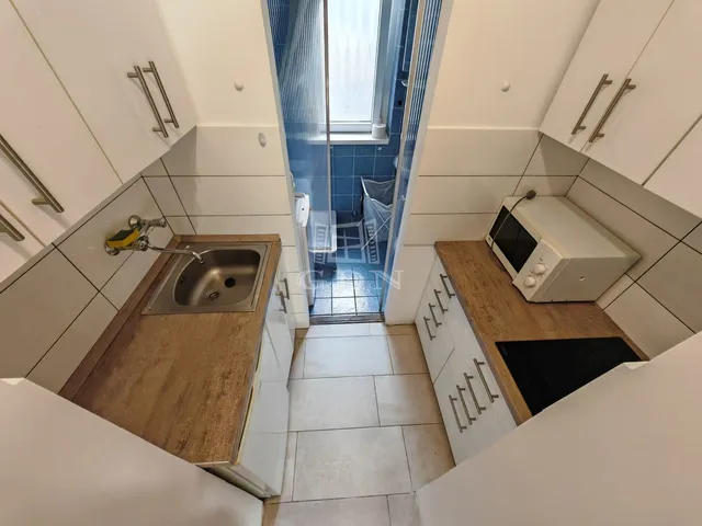 Kiadó lakás Budapest VI. kerület, Diplomatanegyed 26 nm