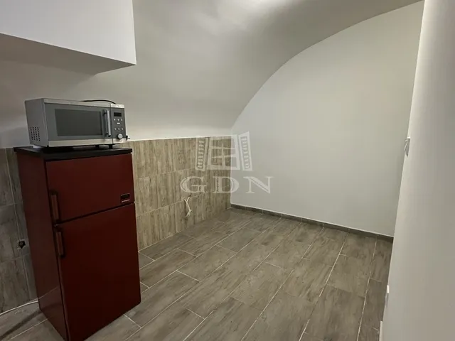 Eladó lakás Budapest VIII. kerület 27 nm