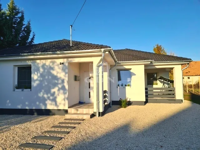 Eladó ház Ercsi 99 nm