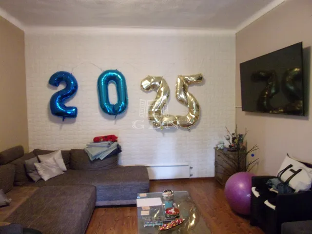 Eladó lakás Budapest XV. kerület 72 nm