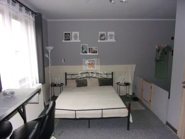 Eladó ház Péteri 160 nm