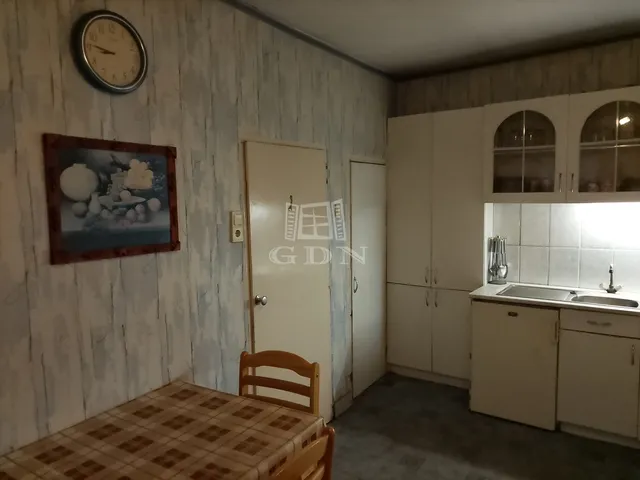 Eladó lakás Budapest XXI. kerület, Szabótelep 40 nm