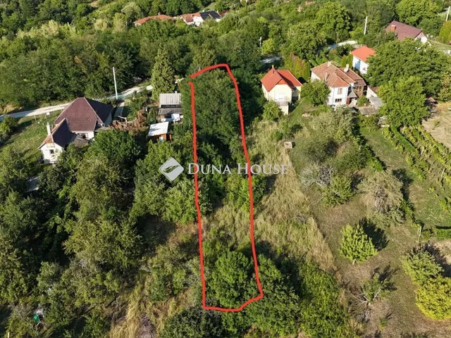 Eladó telek Miskolc 701 nm